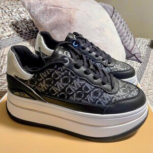 Michael Kors Haye Lace Up